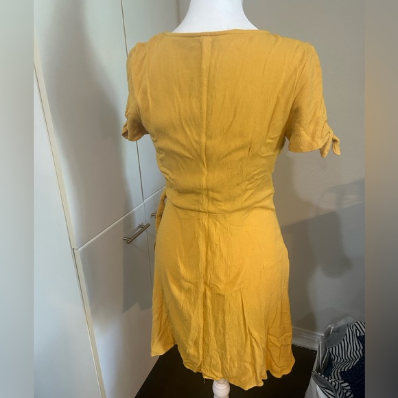 Lulus mustard wrap dress - Picture 7 of 8